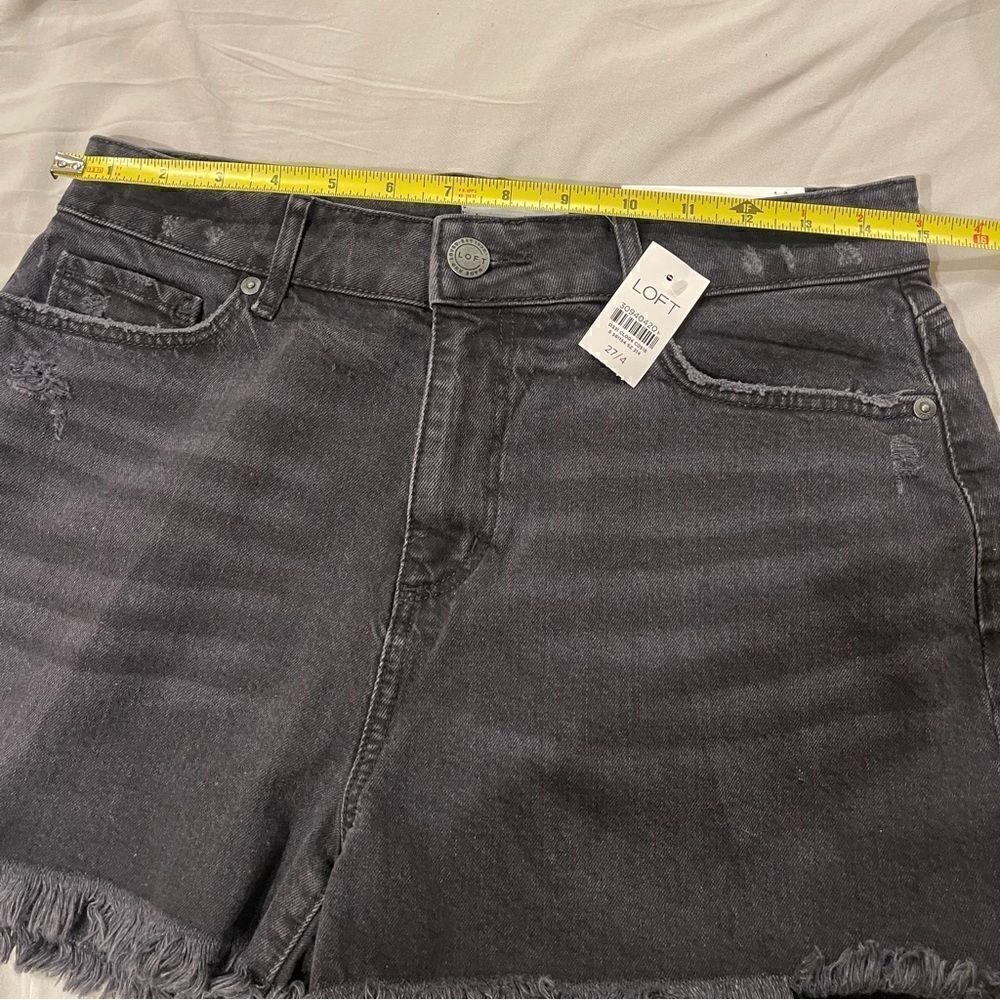 LOFT the curvy high waist cut-off denim shorts, new with tags - Picture 3 of 9